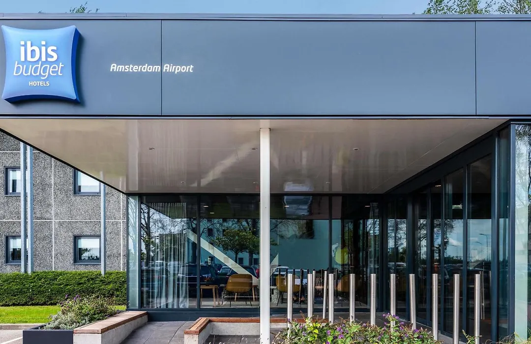 Ibis Budget Amsterdam Airport-1